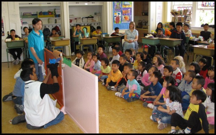 4Puppets2 007.jpg